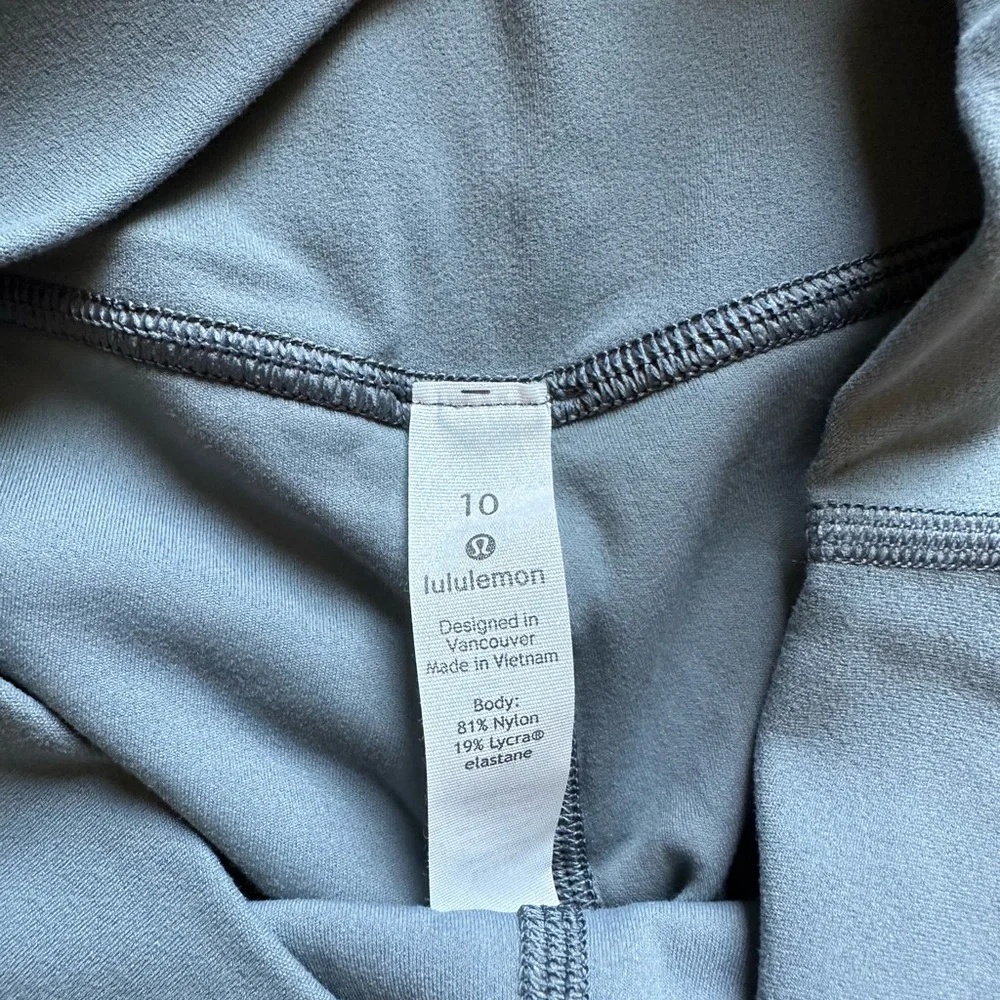 Lululemon Align leggings 21” - Picture 5 of 8